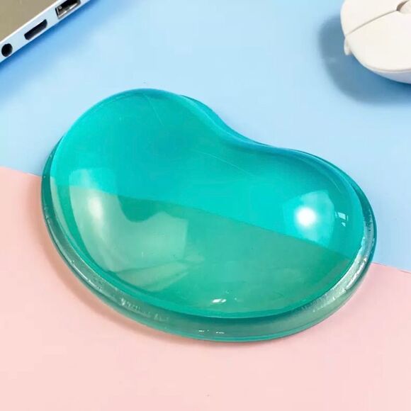 🆕Green Heart Shaped Soft Silicone Wrist Rest - Picture 3 of 7